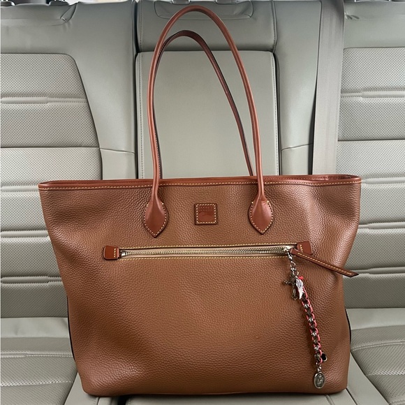 Meet the Posher: Fiona - Picture 4 of 4